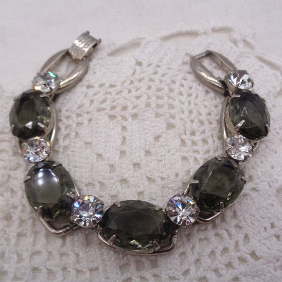 Vintage Verified JULIANA D&E Gray Rhinestone Link Bracelet